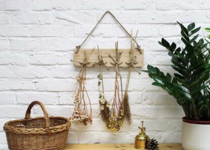 joli-sechoir-plantes-bois