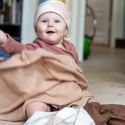 lange-bio-bébé-noisette