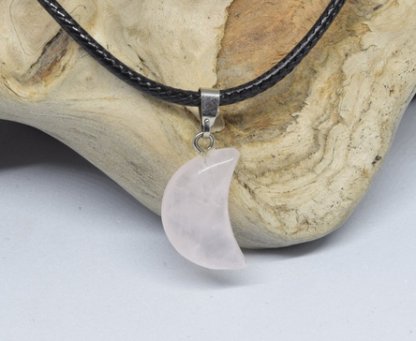 Pendentif en pierre semi-précieuse : quartz rose ou clair (Chakra cœur) – Image 5